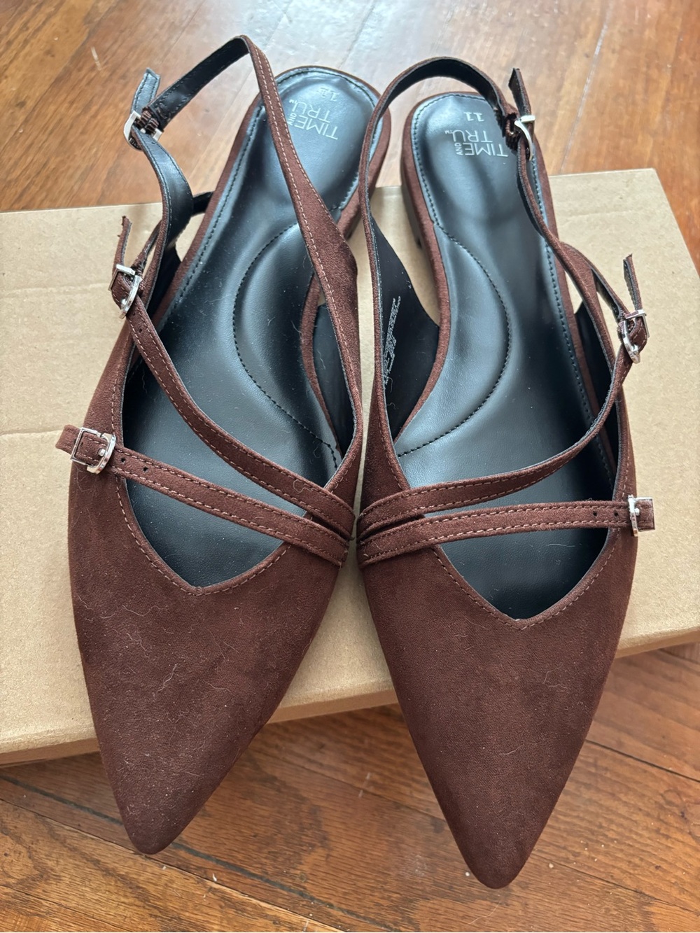 Time and Tru Brown Pointed-Toe Cross-Strap Slingback Flats